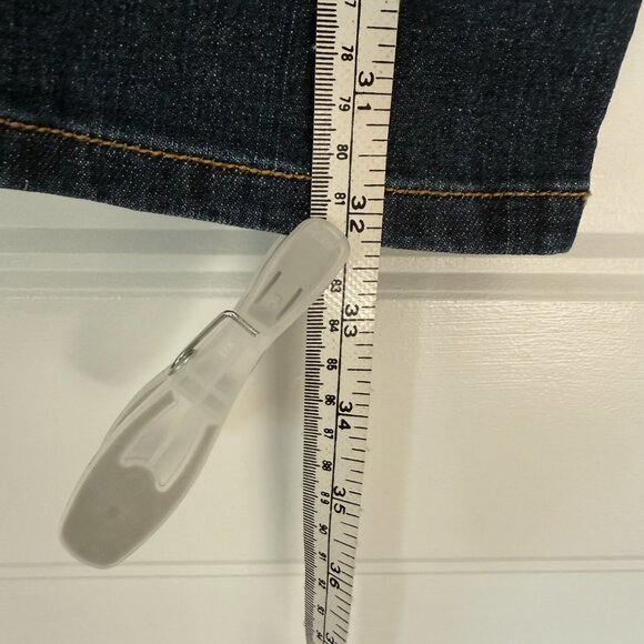 Tommy Hilfiger - Cropped Dark Wash Jeans - Size 14 - Picture 12 of 12